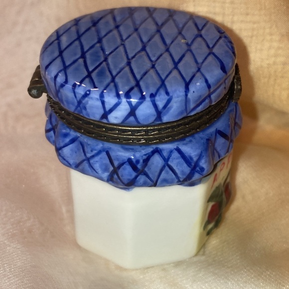 NEW APPLES JAM JAR HINGED CERAMIC TRINKET BOX - UNSIGNED  - NEW WITHOUT TAG - Picture 7 of 11